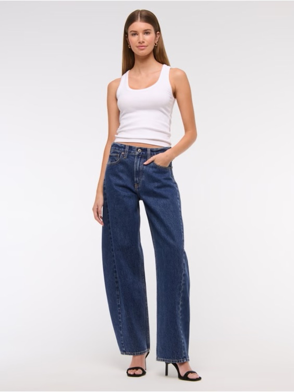 Abercrombie & Fitch Mid Rise Barrel in Dark Wash (curve love)